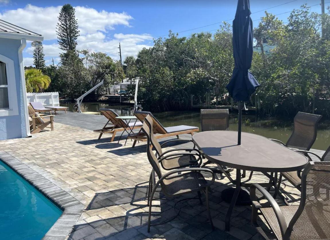 Pool/Waterfront Home 5 Min Walk To Siesta Key Village And Beach Kültér fotó